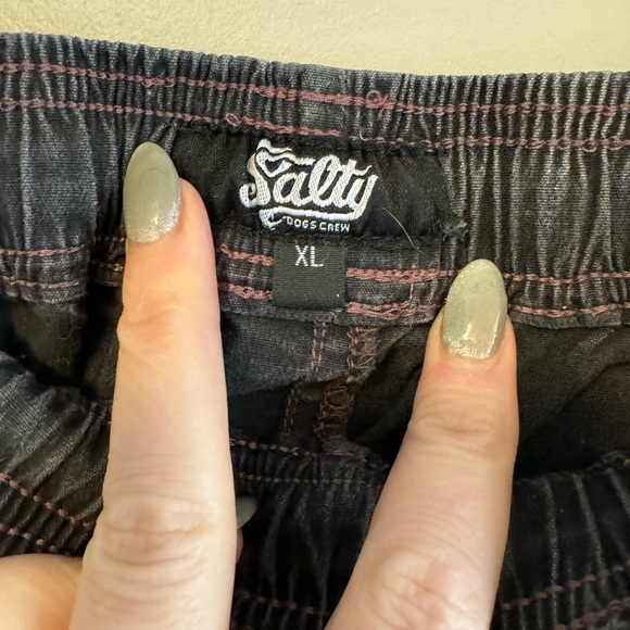 Salty Crew Men’s Shorts Size XL - Picture 3 of 5